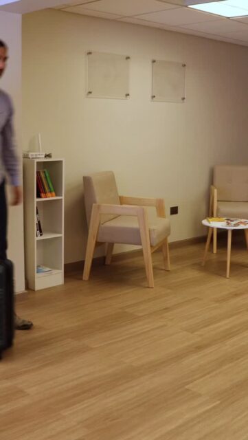 ✈️ ¿Y si la renta fuera un viaje?📦 Tu maleta: las declaraciones juradas
🧳 Lo que llevas en ella: honorarios, sueldos, ventas y más
⚠️ Una maleta incompleta: una declaración observada
Y nadie quiere empezar su viaje mal.Por eso, en la Operación Renta, es mejor revisar todo con tiempo y con asesoría.📩 Escríbenos y te ayudamos a que sea un buen viaje.